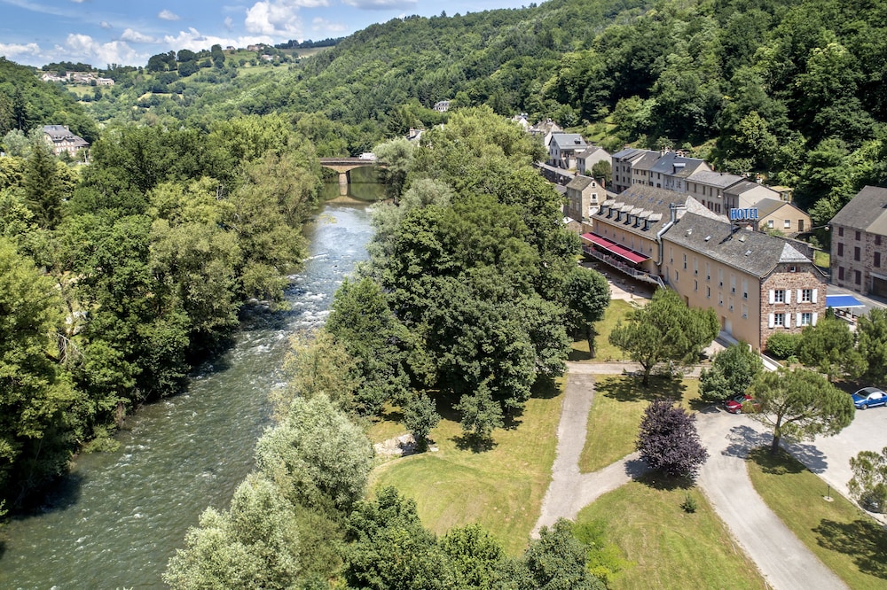 Hotel Restaurant Les 2 Rives 40/48