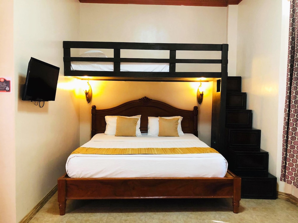 My Vigan Home Hotel 8/32