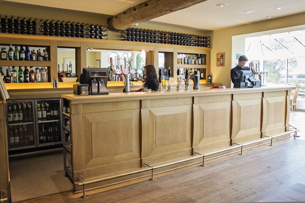 The Waveney House Hotel 8/58