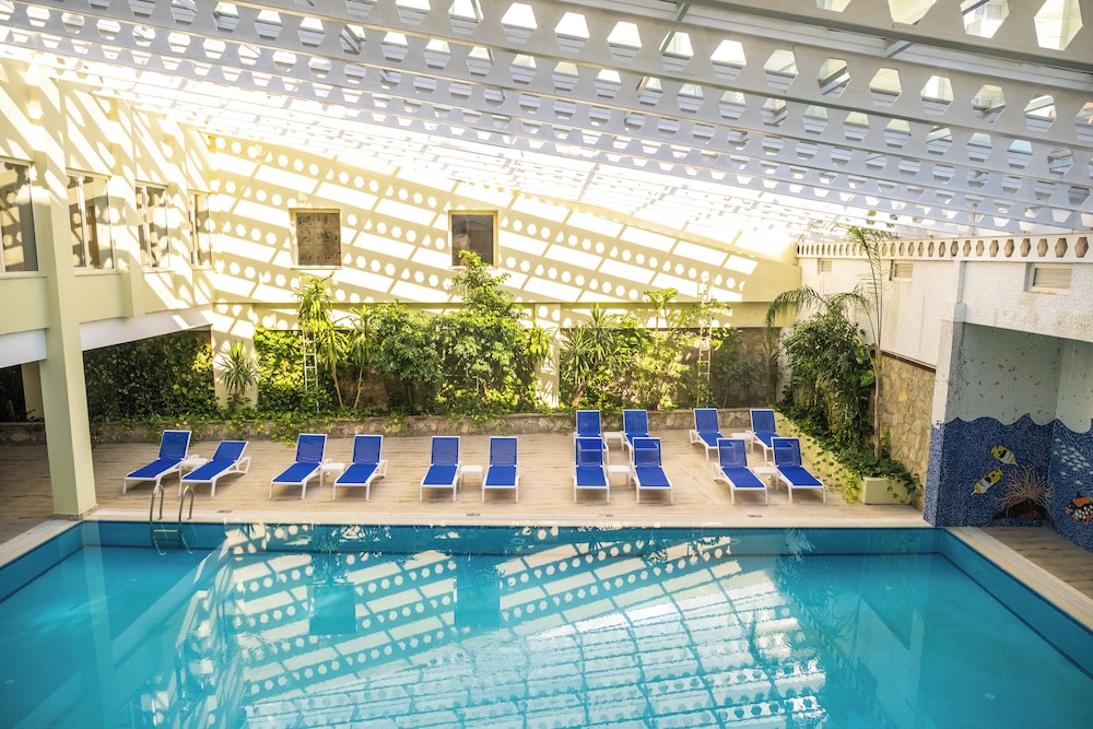 Sural Resort 35/65