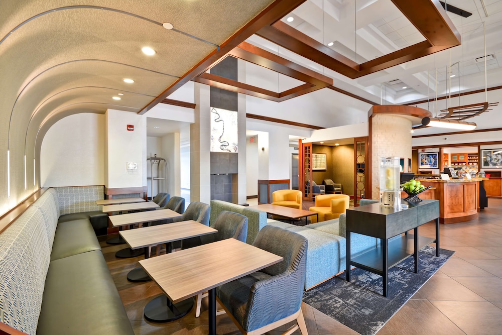 Hyatt Place Houston North 51/60