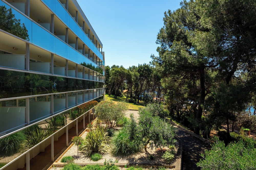 Family Hotel Vespera 10/71