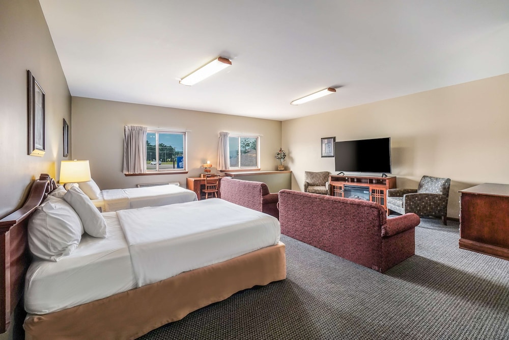 Americas Best Value Inn Marquette 26/46