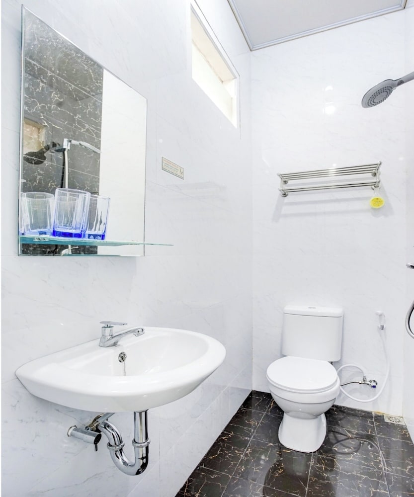 Hotel O Sukarame Near Imanuel Hospital Way Halim Formerly Hotel Griya Bawean 46/47