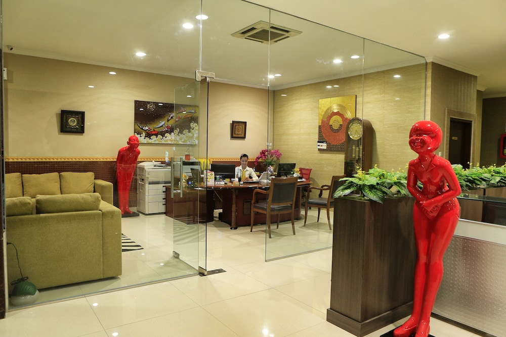 Hotel 55 48/56