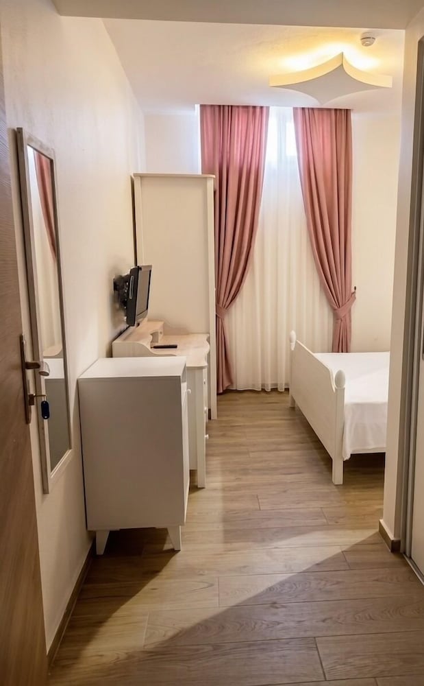 Mavi Konak Otel Alacati 14/49