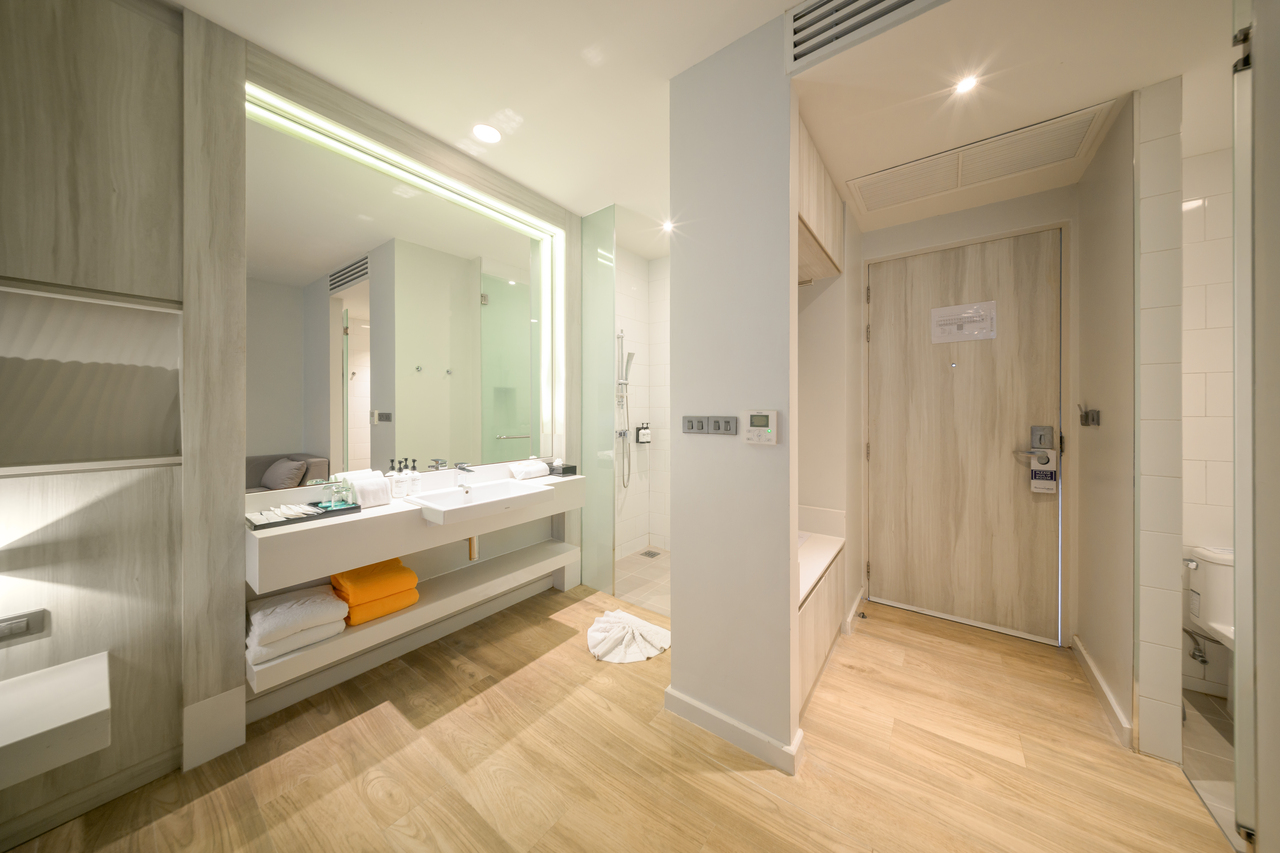 The Hotspring Beach Resort and Spa 58/59
