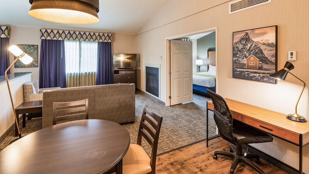 Best Western Plus Grant Creek Inn 26/40