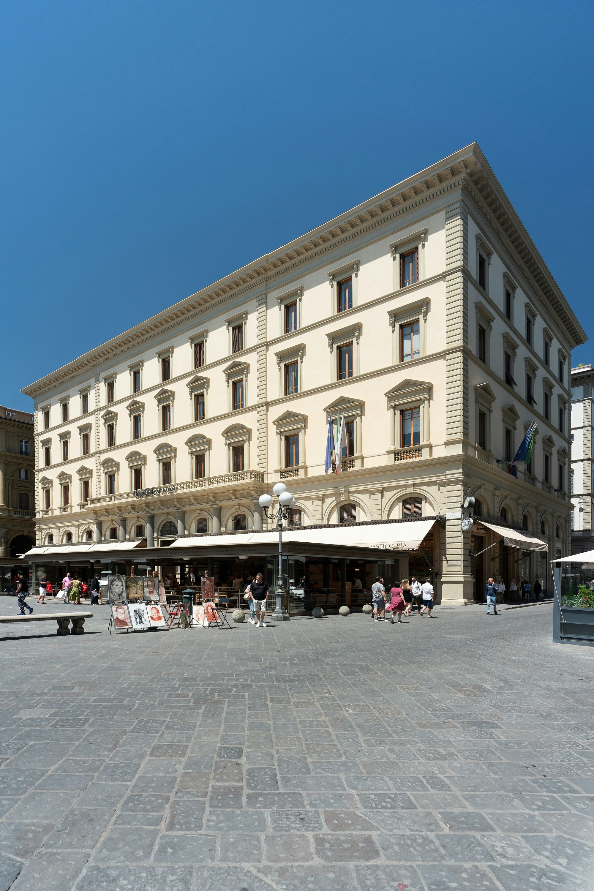 Repubblica Firenze Luxury Apartments UNA Experiences 18/25