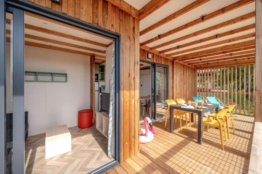 Camping Club Le Parc De Paris - Caravan Park 22/50