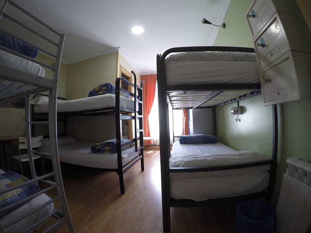 Hostel Rc Miguel Angel 16/49