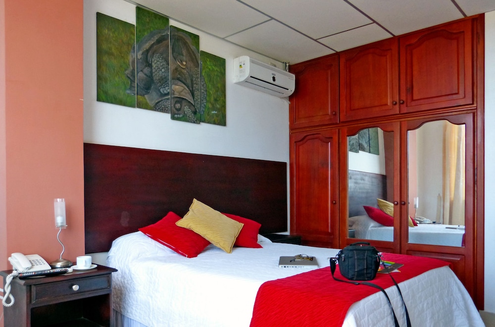 Hotel Brisas Del Pacifico 49/65