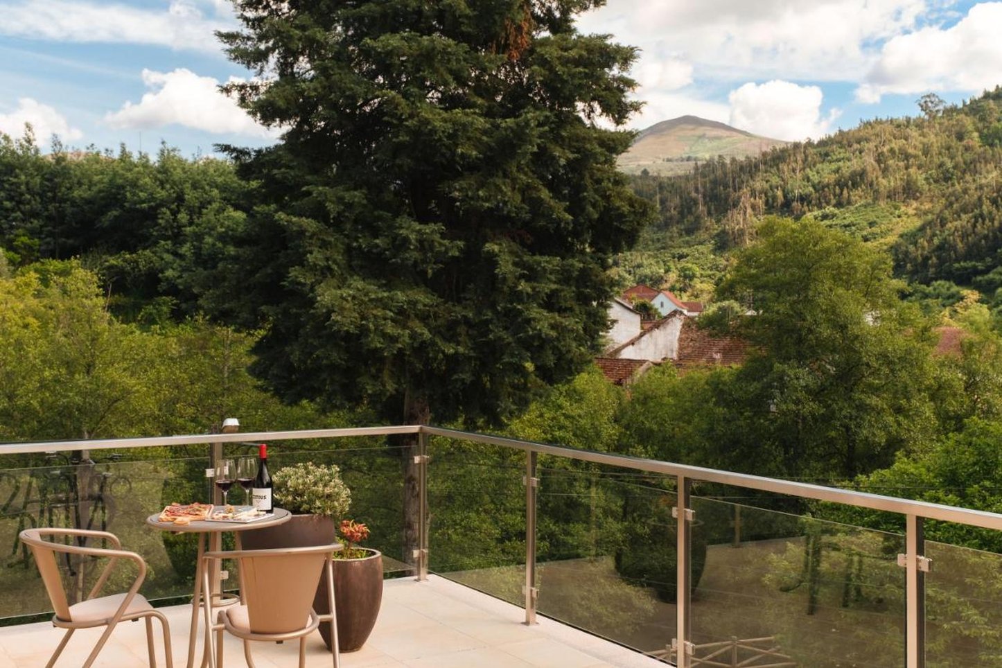 Alva Valley Hotel 40/42