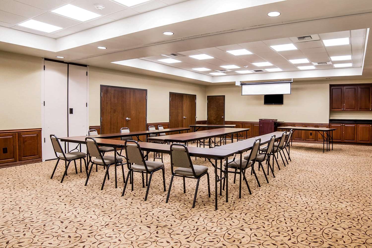 Comfort Inn And Suites Henderson 20/26