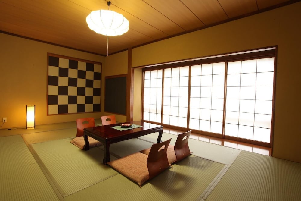 Takamiya Ryokan Yamakawa (ex Yumori Shomian Yamakawa) 37/49