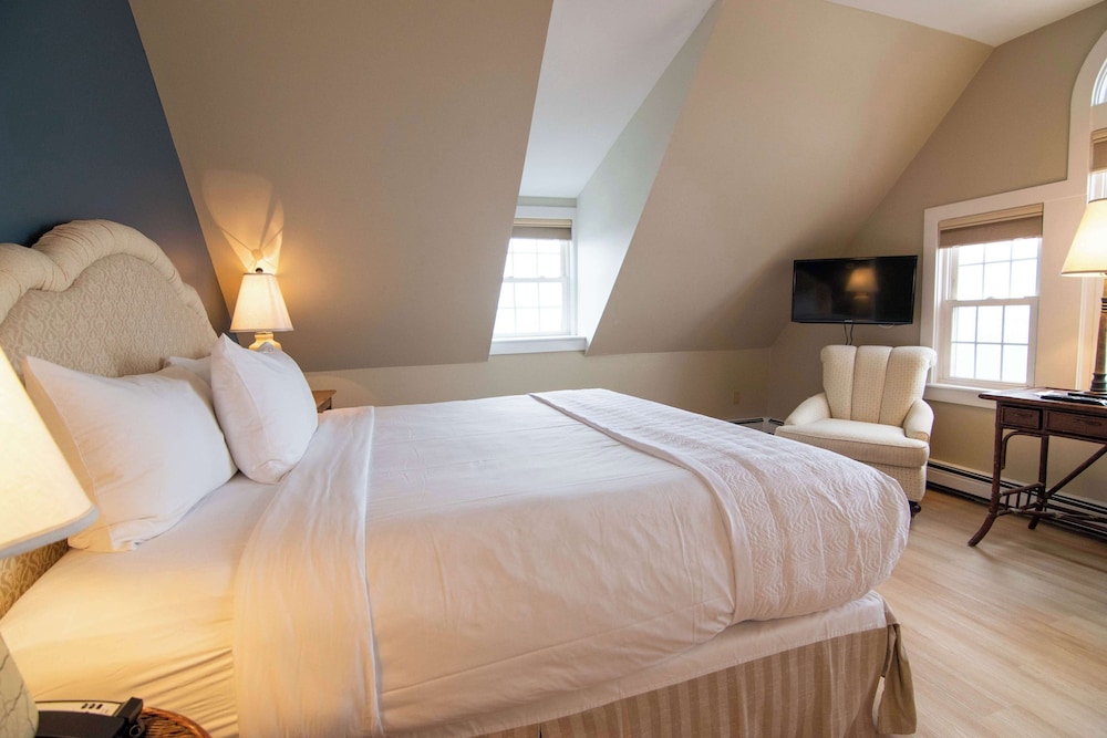 Beach House Inn 14/49