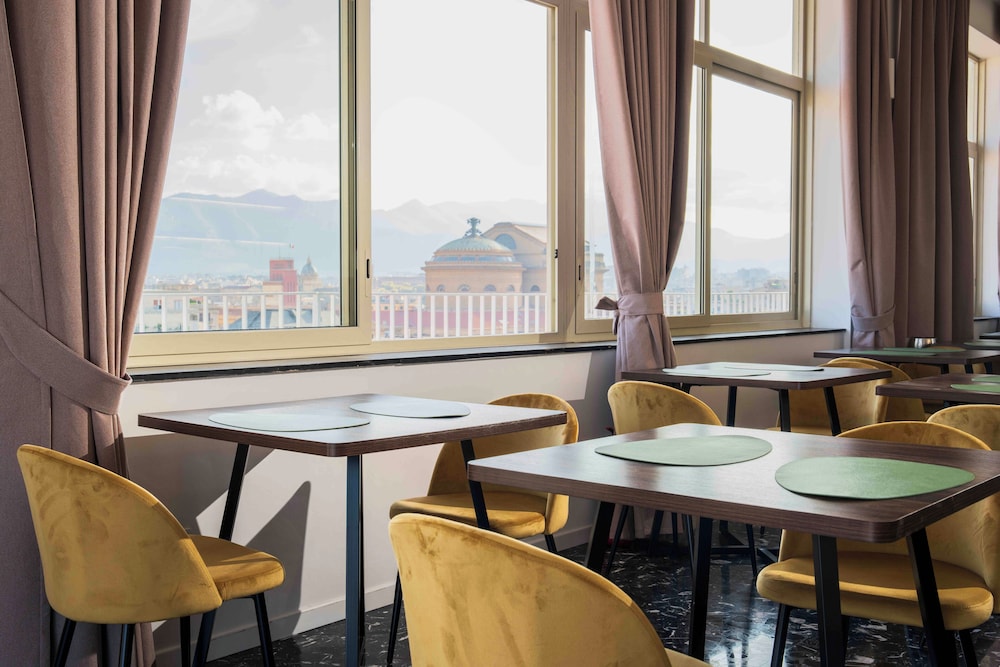 Skyline Boutique Hotel 30/50