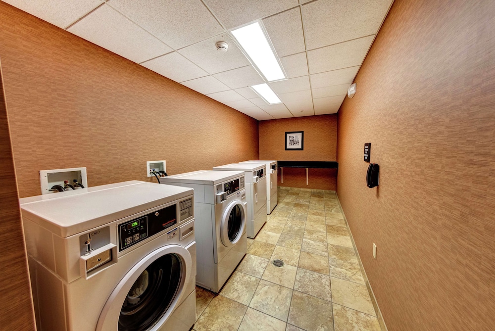 Hampton Inn & Suites Chadds Ford 46/60