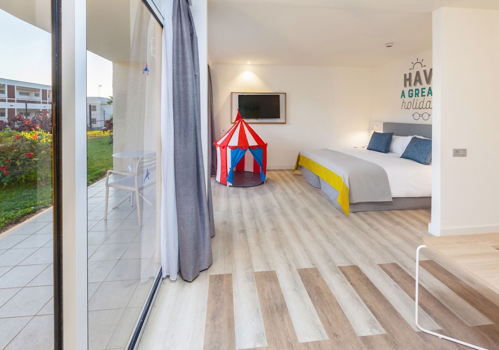 Abora Interclub Atlantic by Lopesan Hotels 15/70