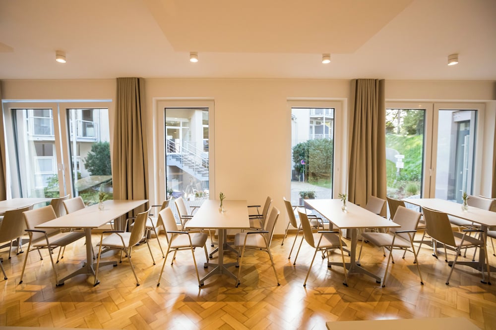 Wald & Golfhotel Lottental 22/29