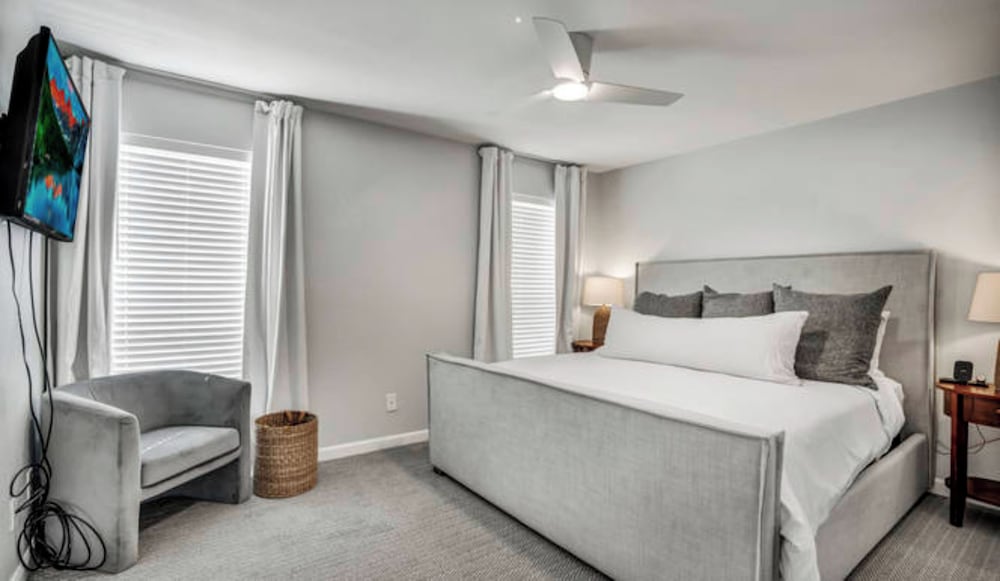 Town House, King and Queen Bed, Terrace