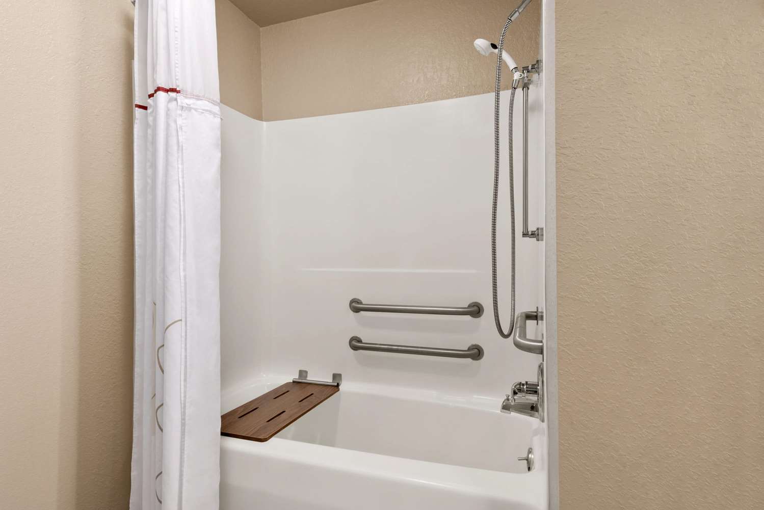 Hawthorn Suites By Wyndham Decatur 33/35