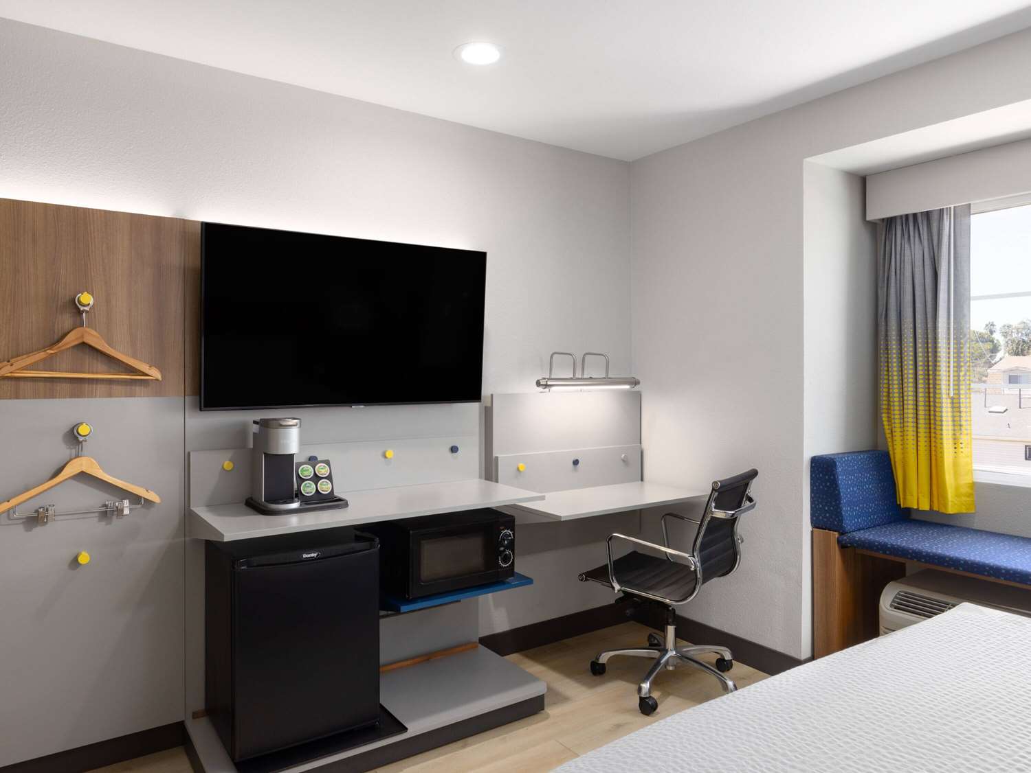 Microtel Inn Suites By Wyndham Tracy 48/67