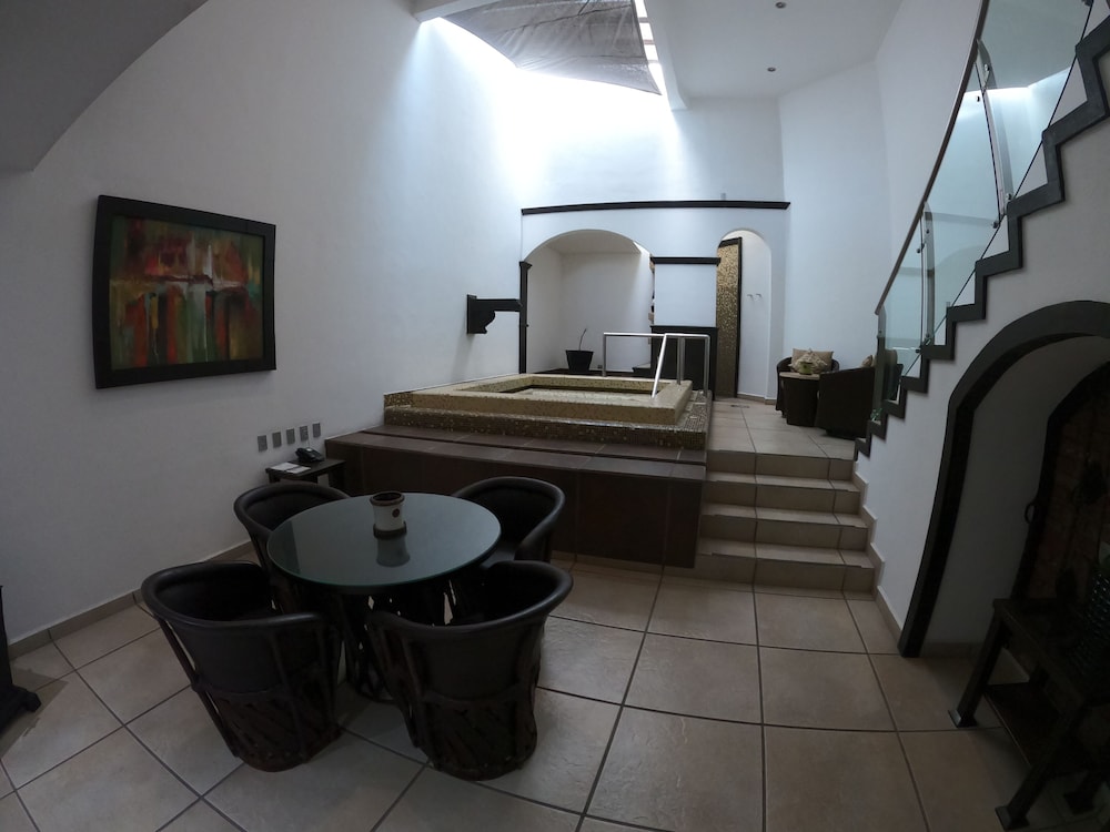 The Latit Hotel Queretaro 29/40