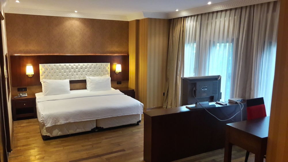 MANGANA KONAK HOTEL 9/64
