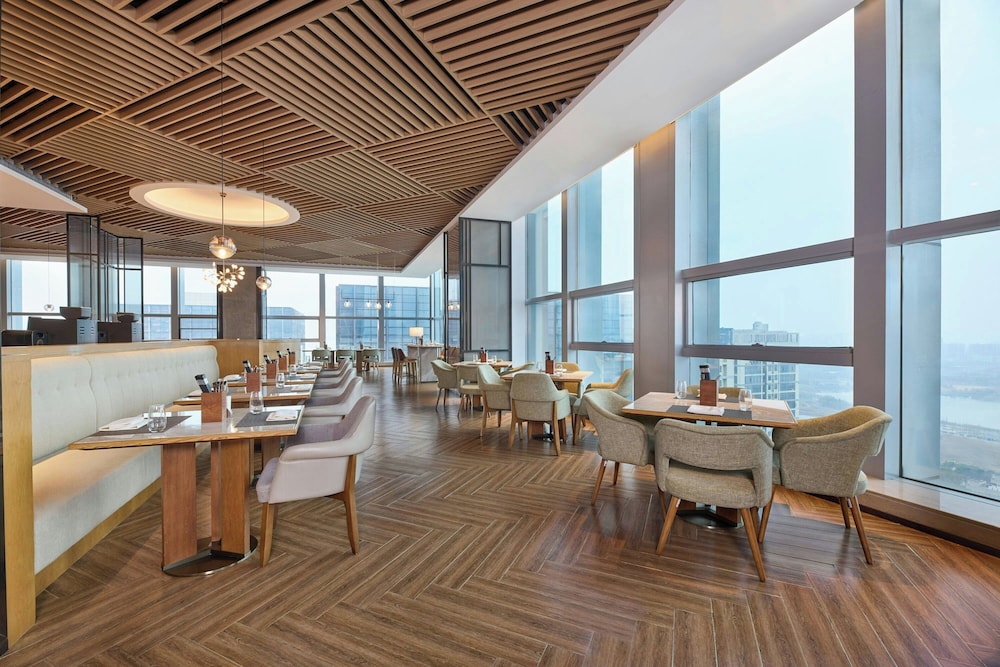 Four Points by Sheraton Wuhan, Jiangxia 36/50
