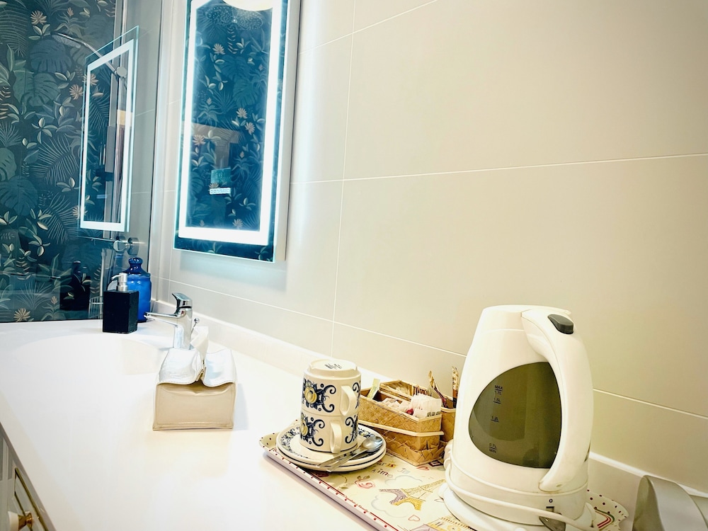 Chambre D'amis 44/44