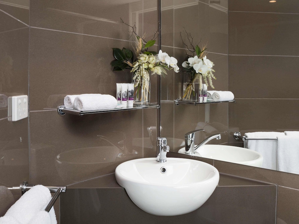 Mercure Melbourne City Centre 56/59