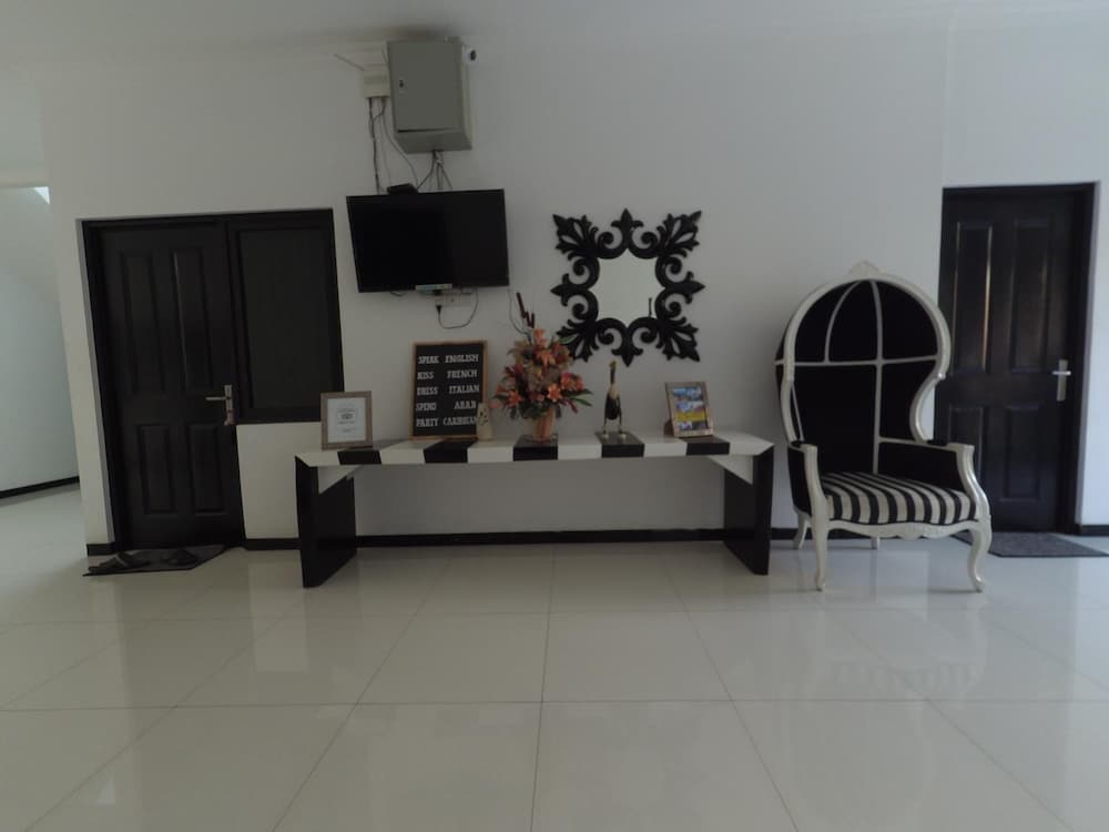 Mess Inn Semarang 30/35