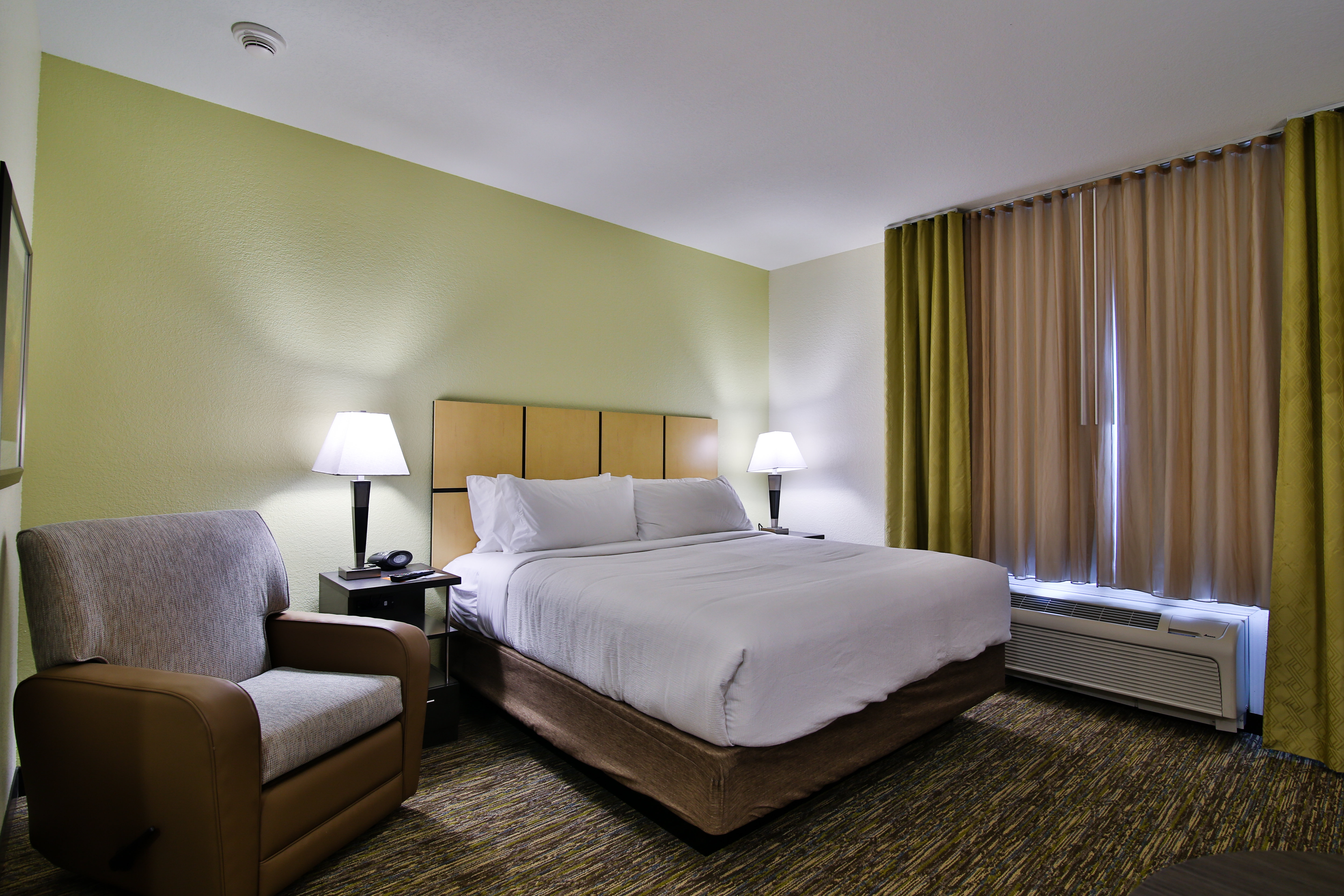 Candlewood Suites Bismarck 8/51