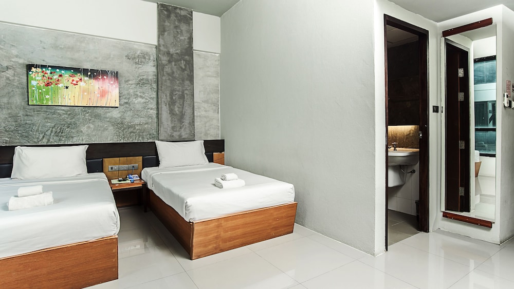 B2 Green Boutique & Budget Hotel 33/62