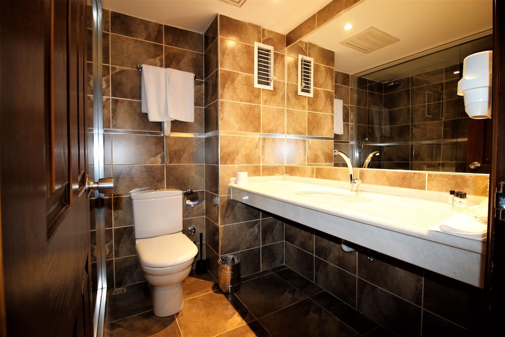 Montania Town Hotel Mudanya 34/36