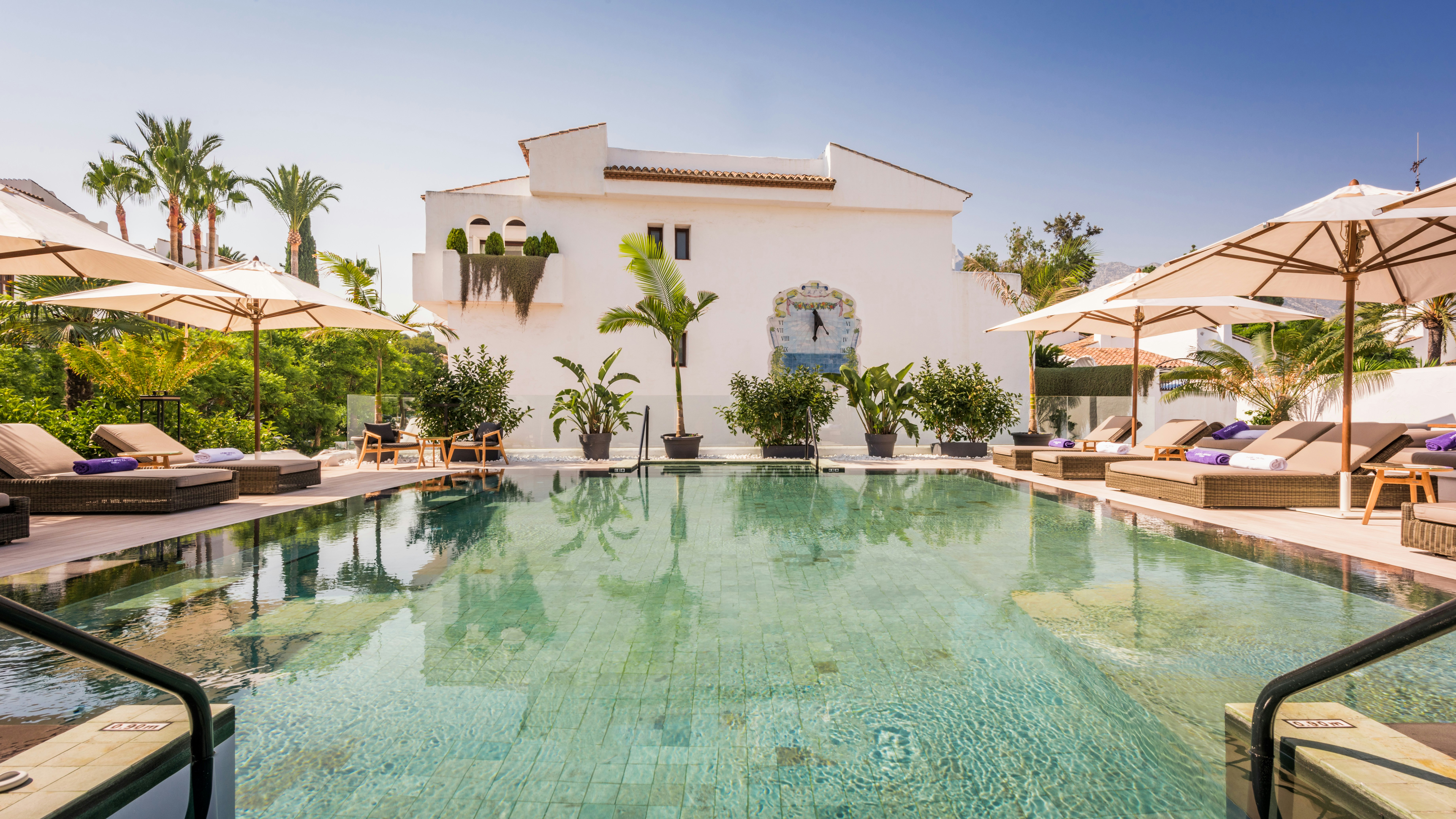 Nobu Hotel Marbella 75/77