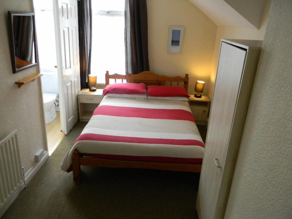 The Hawkes Hotel 20/56
