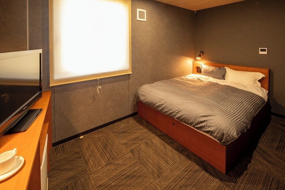 Hotel Izumiya 24/68