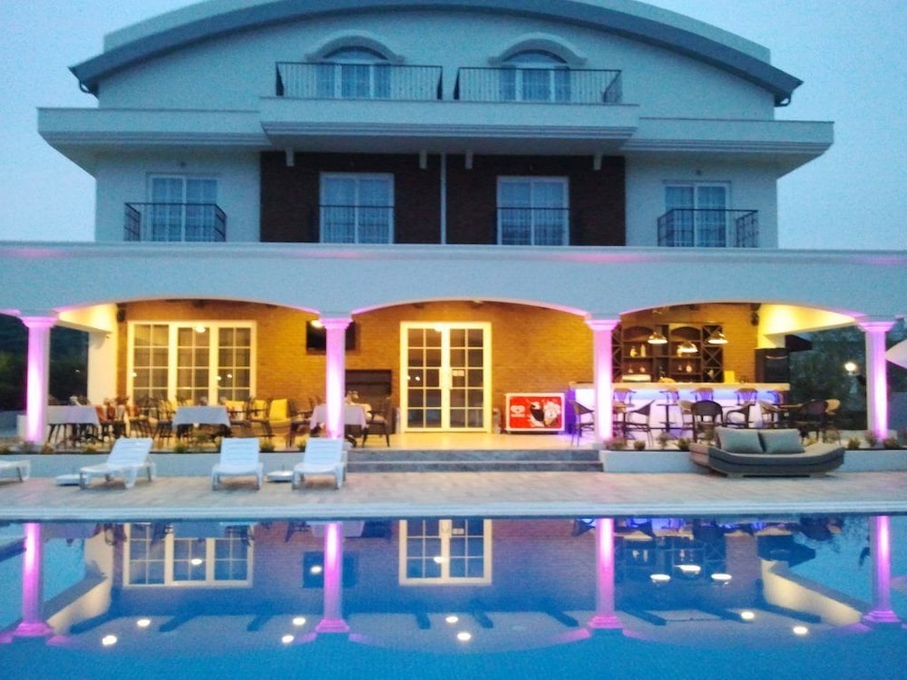 Sarban Hotel 1/30