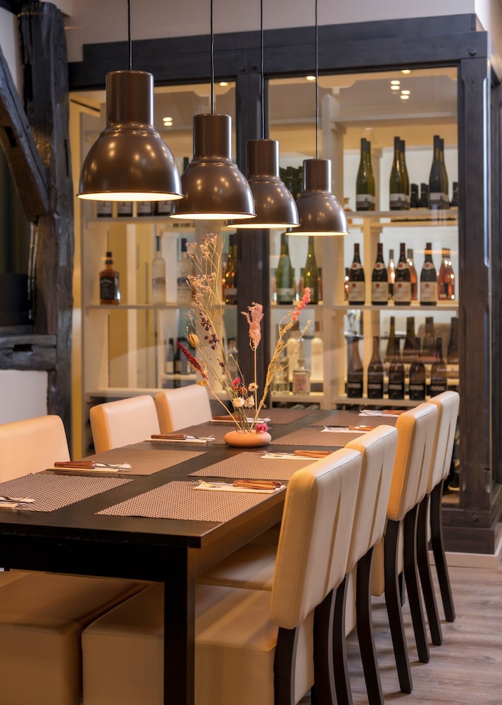 City Hotel Meckenheim 28/40