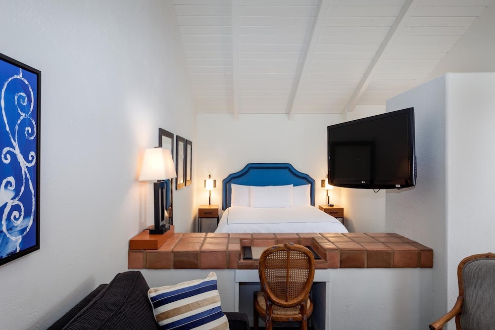 Hotel Pacific Monterey CA 12/40
