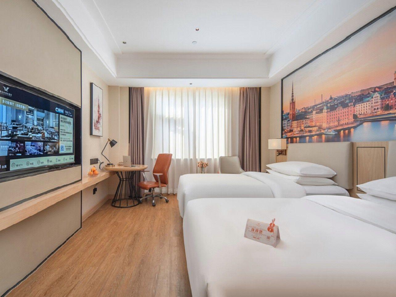 Jinghong International Business Hotel 41/68