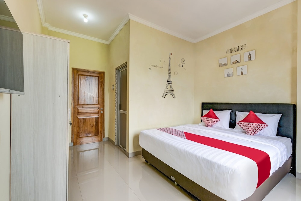 Super OYO 90905 Dangau Datuk Guesthouse 25/43