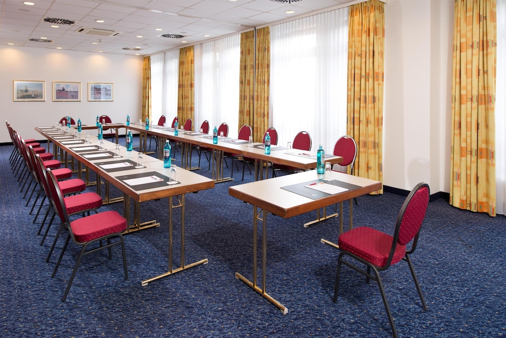 Achat Hotel Schwarzheide Lausitz 37/46