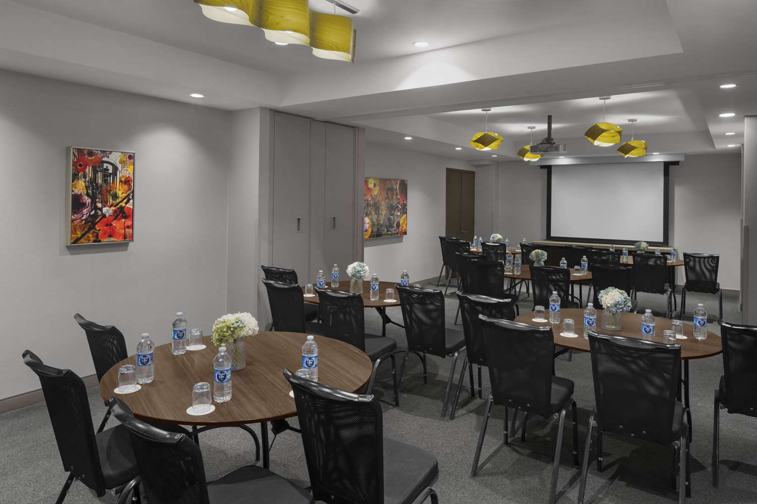 Cambria Hotel New York-Chelsea 39/43