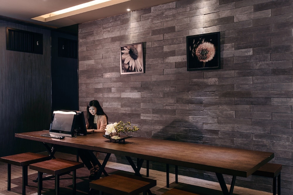 Kiwi Express Hotel-Jiuru 12/47