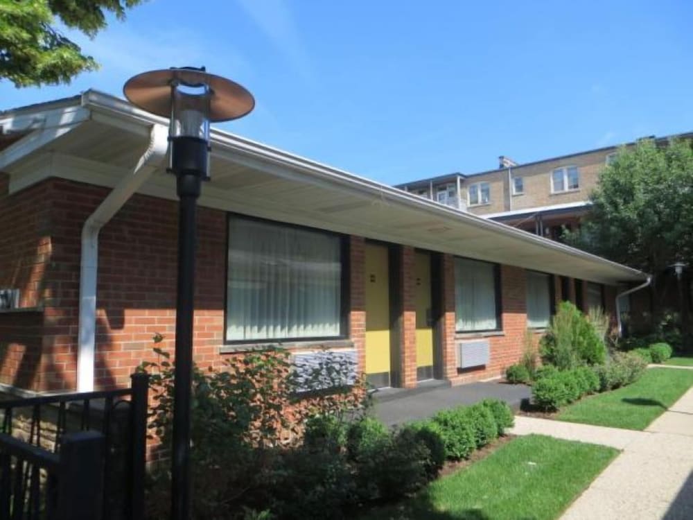 Carleton of Oak Park 5/43