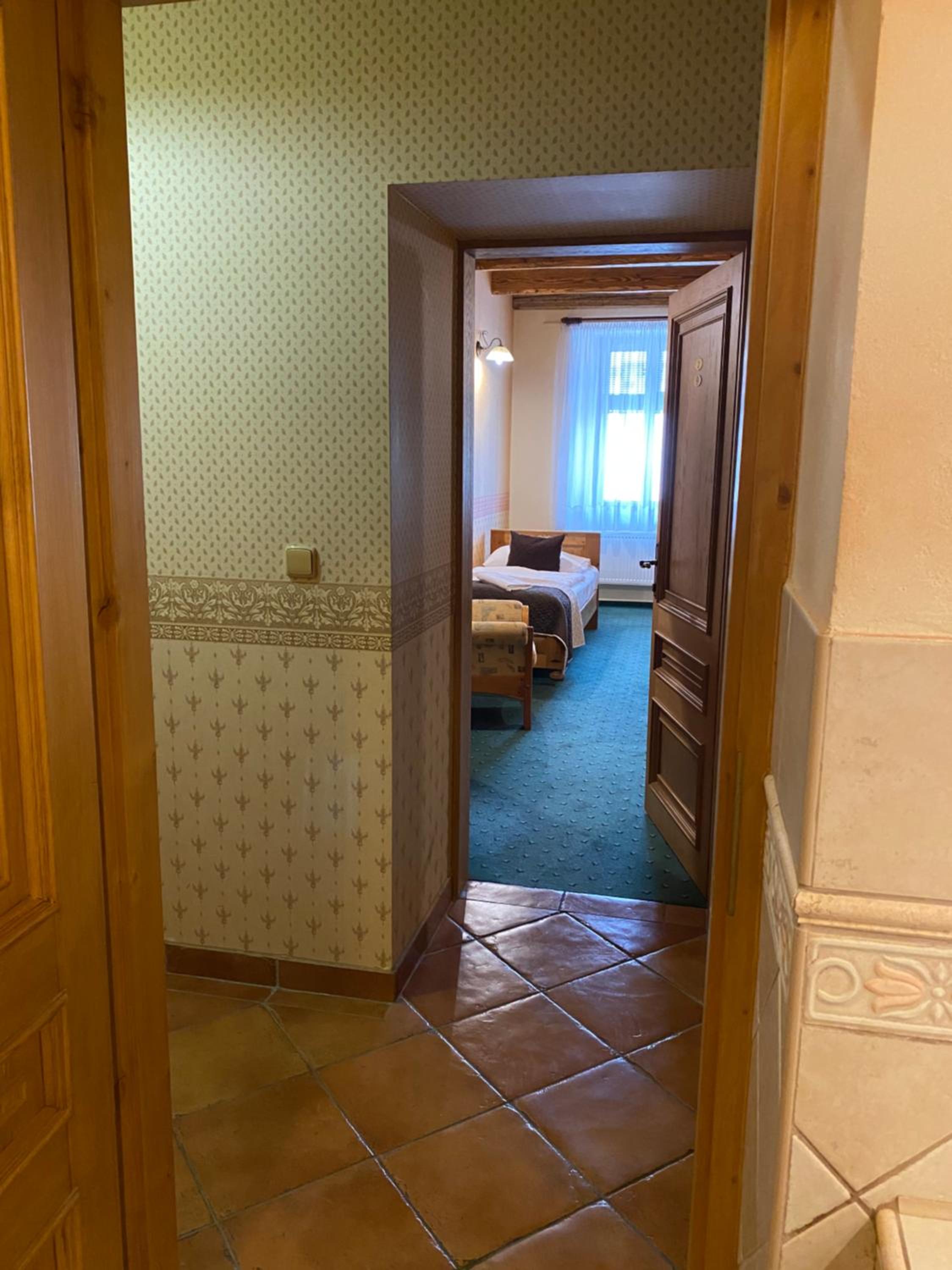 Hotel & Caffe Silesia 25/50