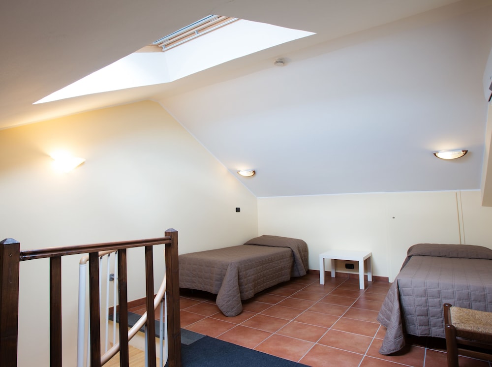 'A NUCIARA PARK HOTEL & WELLNESS CENTER 11/40